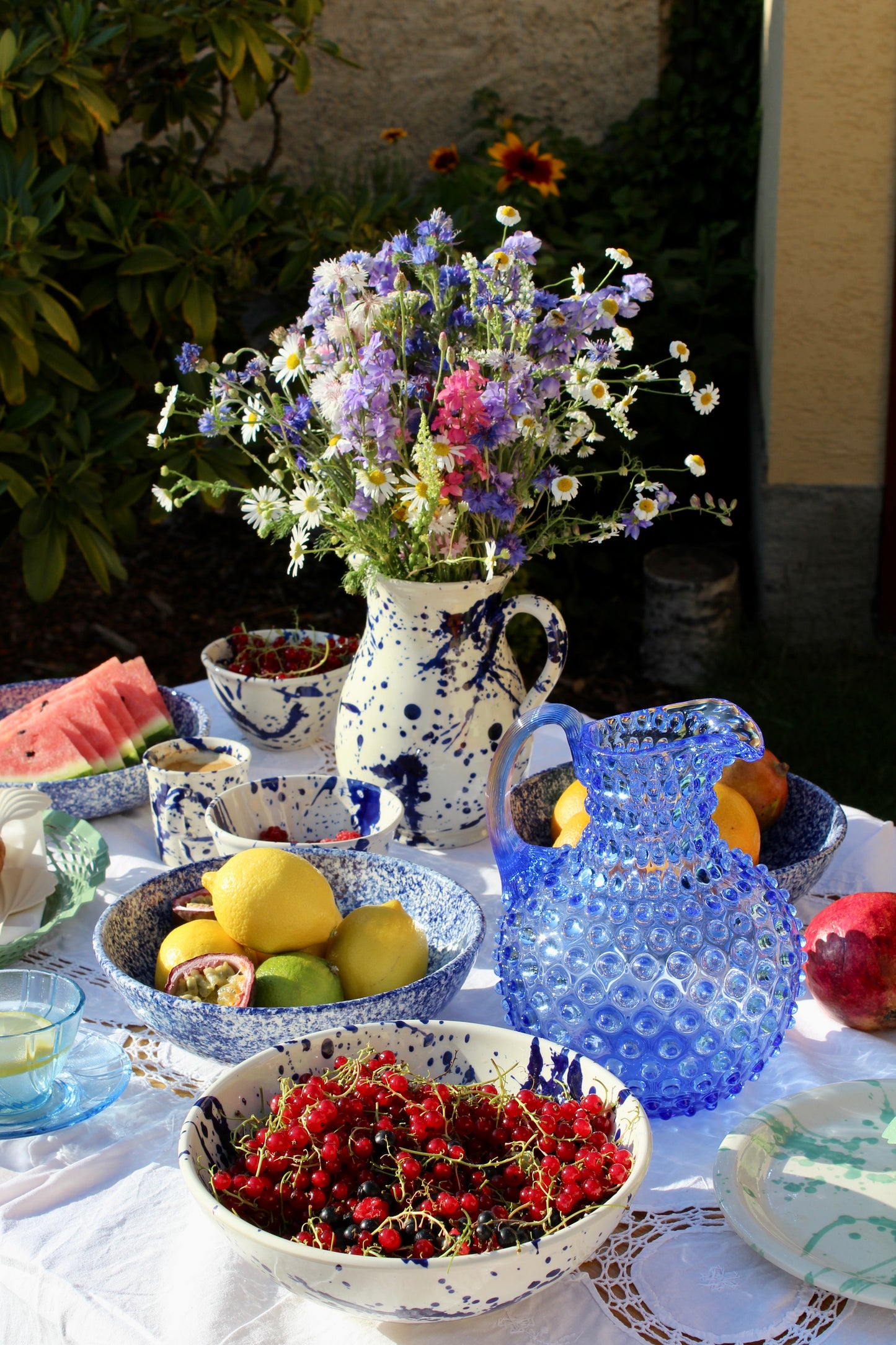 Skleněný džbán Hobnail modrý